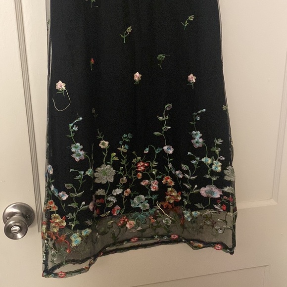 nwt magic black floral dress size: M - Picture 8 of 8